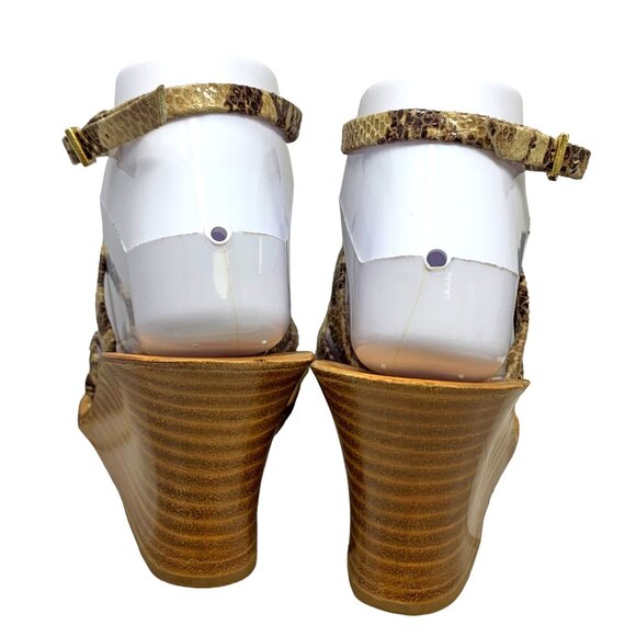 Tuccia‎ Di Capri Embossed Leather Strappy Wedge Sandals - Picture 9 of 11